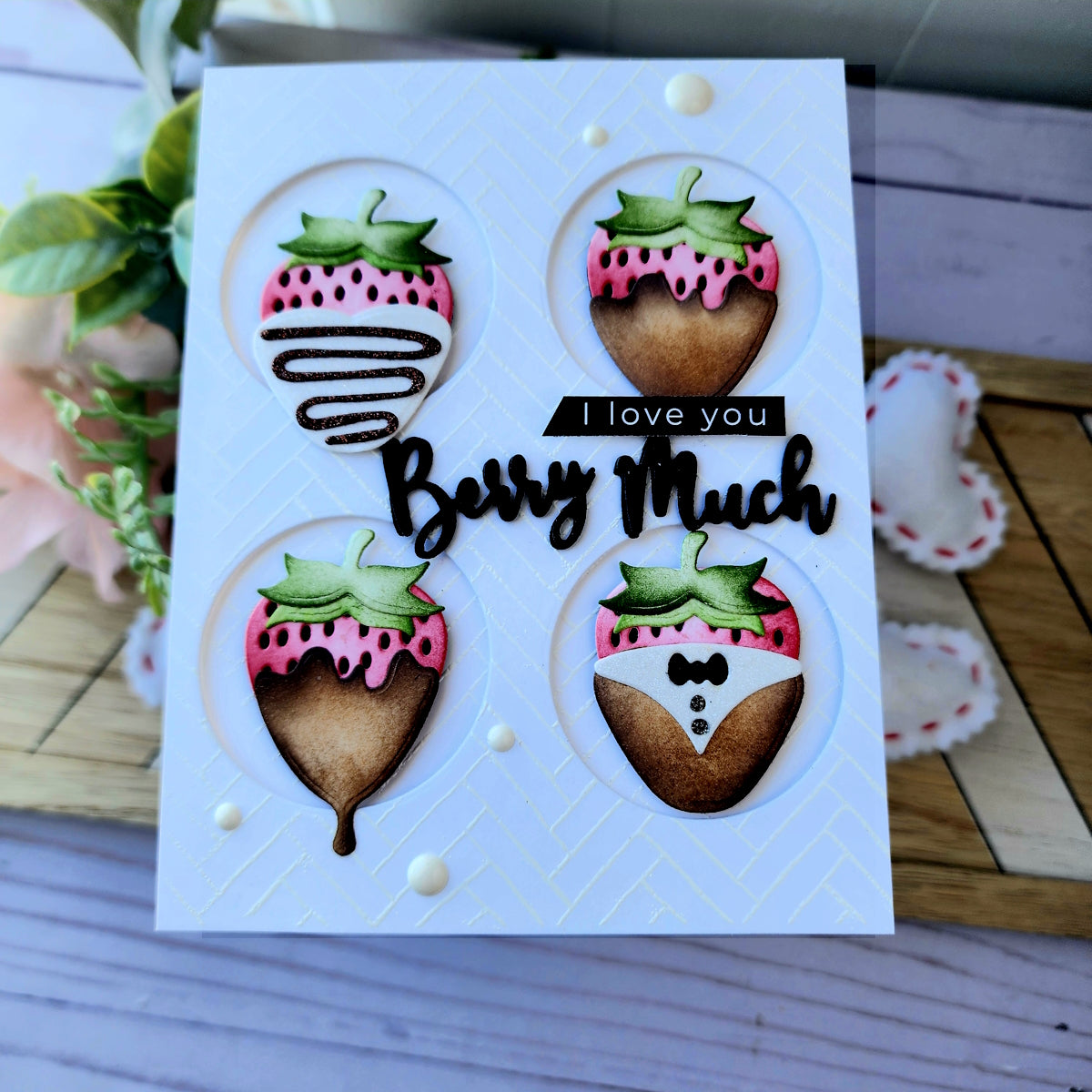 Shaker Strawberry Die set