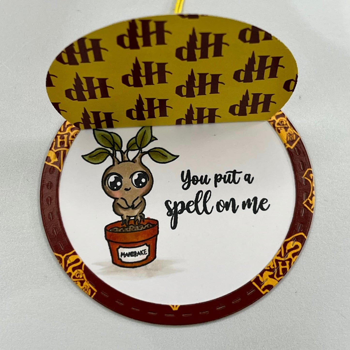 Peek A Boo Tag C Die