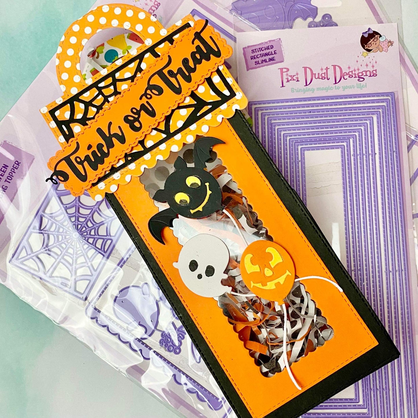 Stitched Scallop Slimline