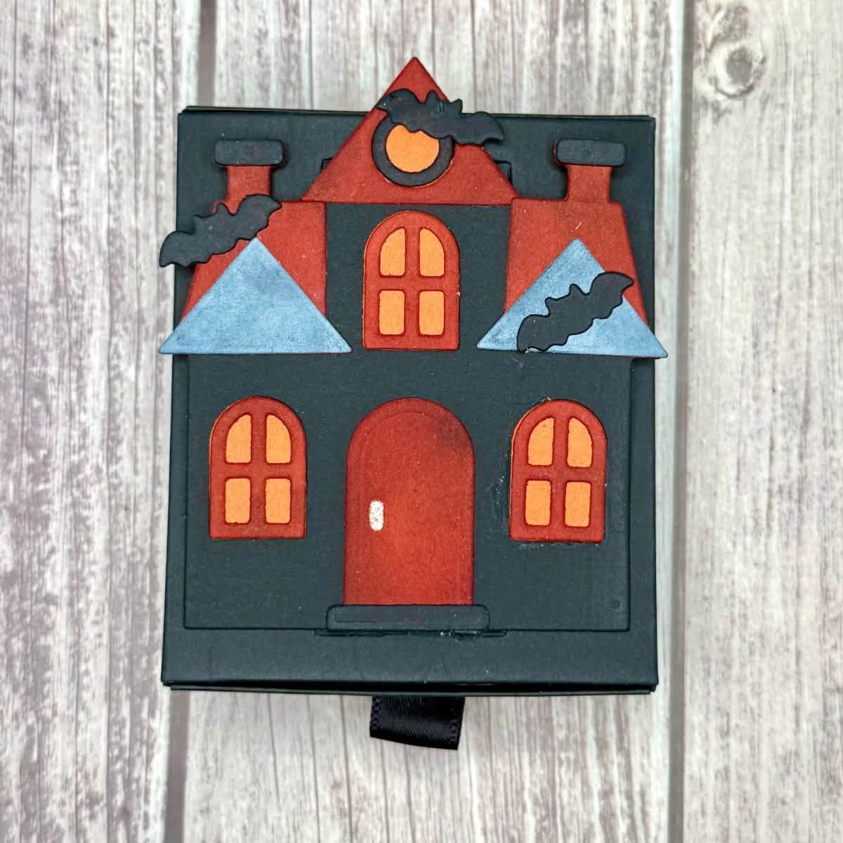 Haunted House & Door Die