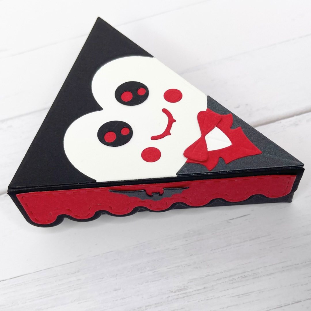 Halloween cake bundle.